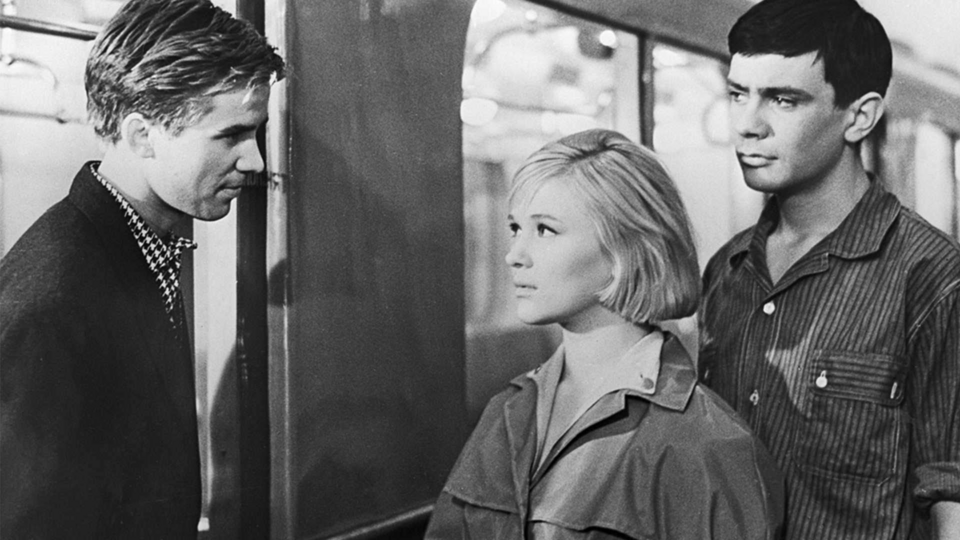 Кадр из фильма Я шагаю по Москве