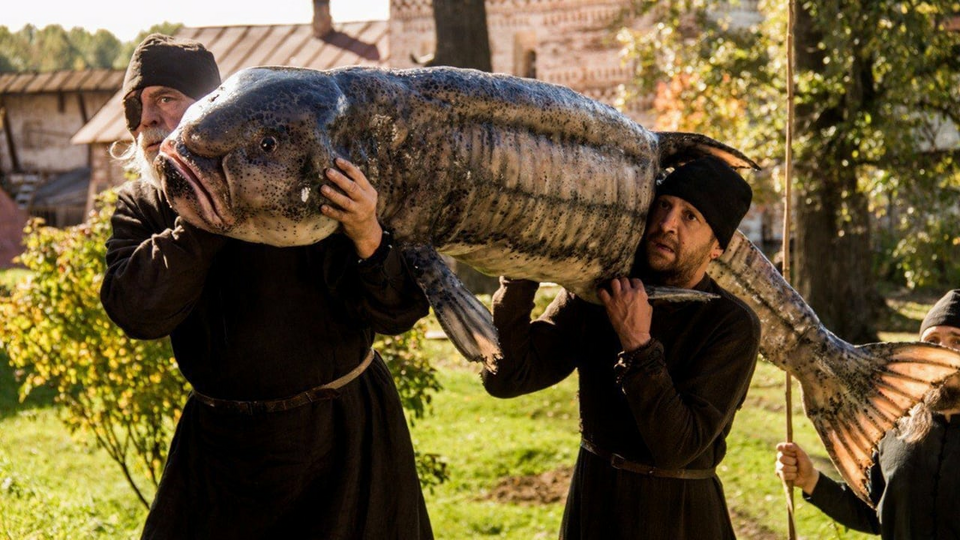 Кадр из фильма Монах и бес