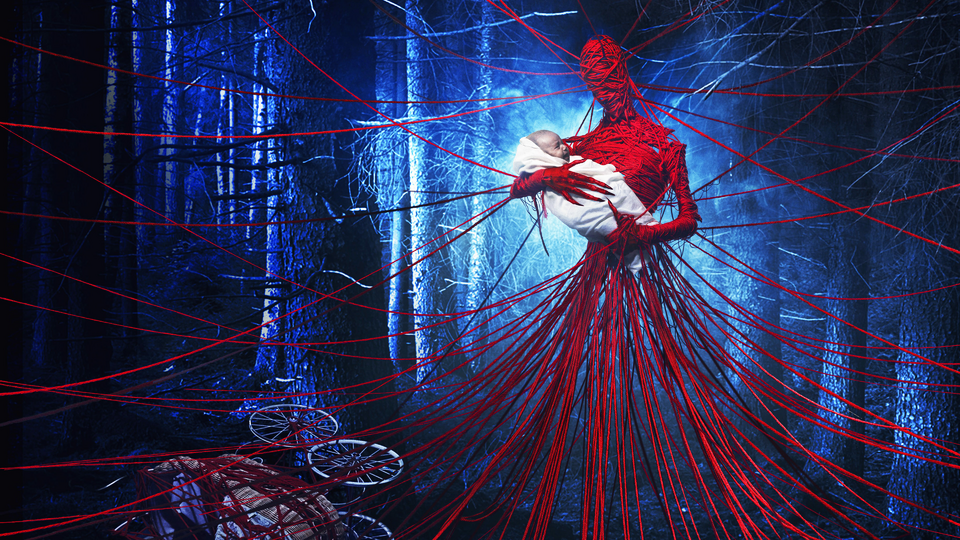 Кадр из фильма Яга. Кошмар тёмного леса