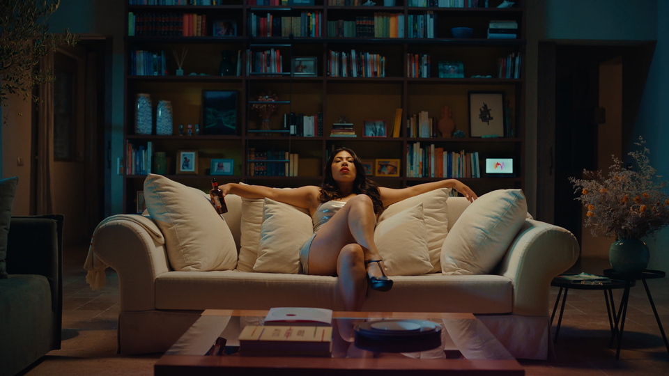 Тихоня (Опасные тайны горничной)