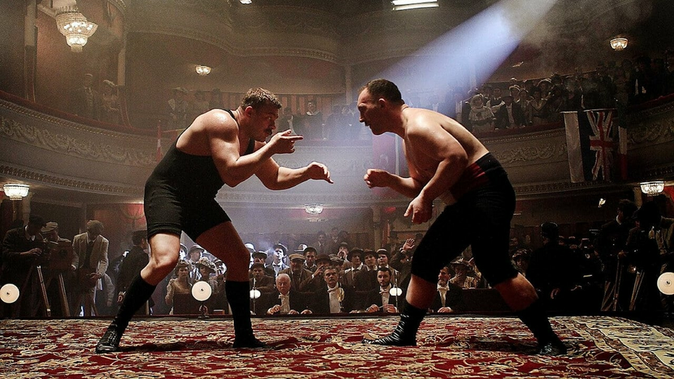 Кадр из фильма Поддубный