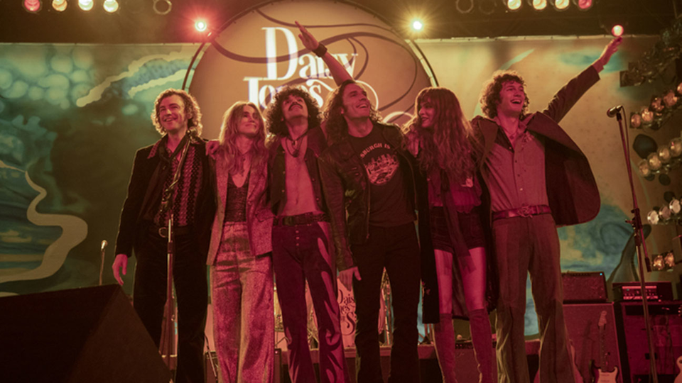 Дейзи Джонс и The Six