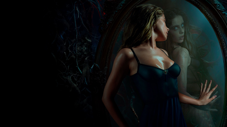 Кадр из фильма Отражение тьмы